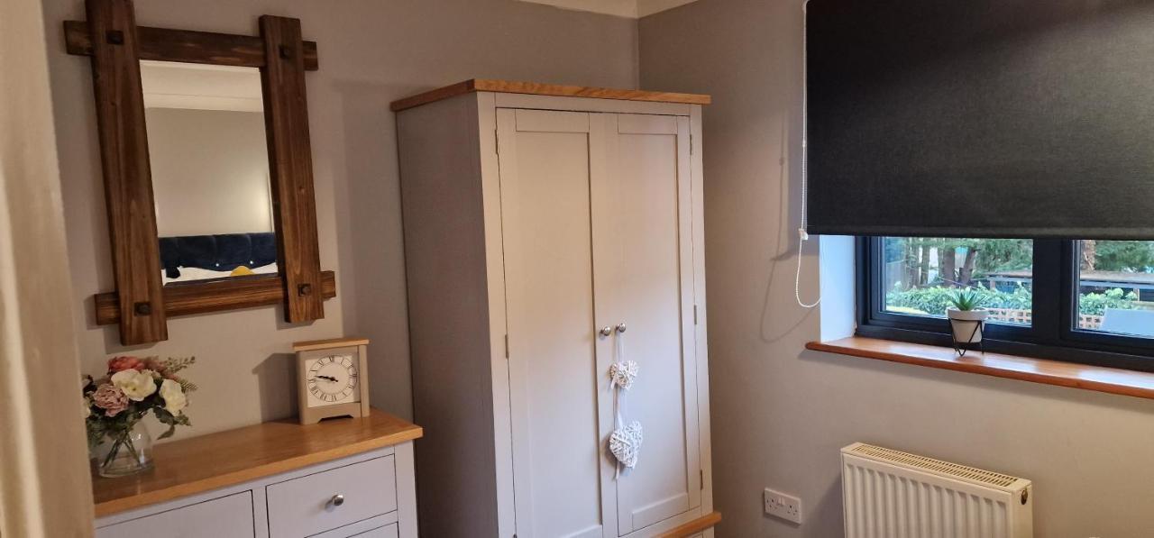 Country Style, 2 Bedroom House, Parking And Superb Location ノリッチ エクステリア 写真